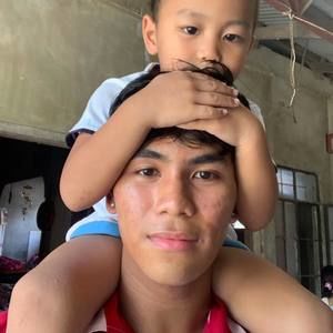 Meet your Posher, Eugene